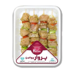 جوجه کباب کره سبزیجات چوبی